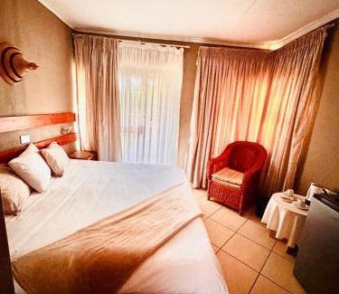 Bushbuckridge Cabine | Soaring Summit Lodge