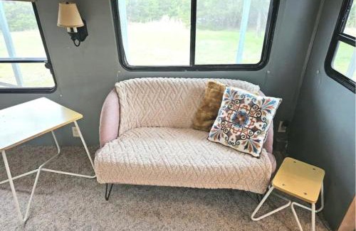 Guthrie Autre | Small space on acrage