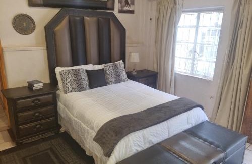 Mokopane Maison | Koos se Tonteldoos