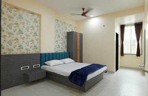 Akalkot Lit Et Petit-Déjeuner | Krupasindhu Residency