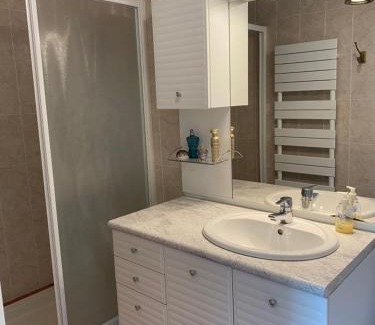 Dolus-d'Oleron Lit Et Petit-Déjeuner | La maison bleue