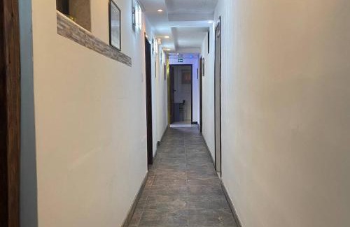 Kennedy Maison | Calu L' Petit Hostel