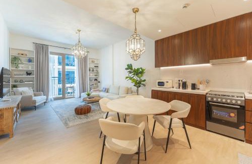 Dubai Appartement | Seaside Retreat: 1 Bedroom Gem in Port de la Mer