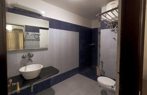 Bengaluru Appartement | Service Apartment - 3BHK Flat with Garden for Family Only