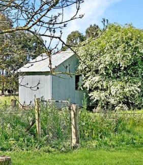 Romsey Maison | 'Hawthorn Park' Farm Homestead in Macedon Ranges