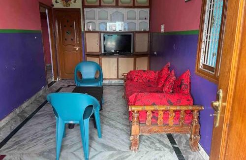 Tirupati Maison | Siglebedroom spacious home near to tiruchanoor.