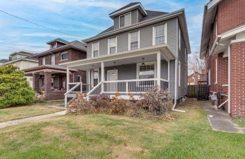 Merion Village Appartement | Columbus Vacation Rental about 3 Mi to Downtown!