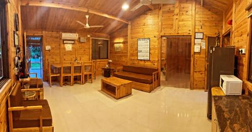 Uddar Appartement | Woodpecker Villa by Quilla Destination