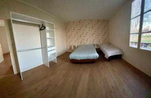 Saint-Dizier Appartement | Agréable maison de ville avec jardin