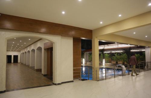 Theni Hôtel | THE RIVIERA