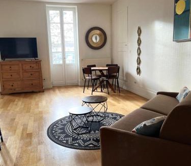 Chalon-sur-Saone Appartement | Le vuitton