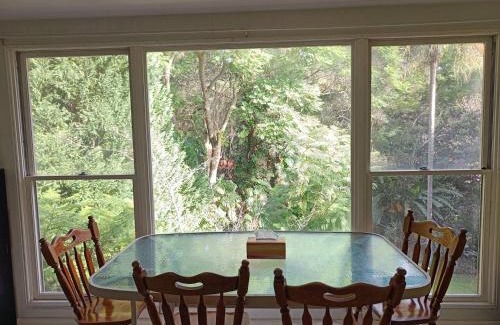 Beecroft Maison | Large, Spacious and Comfortable House in Beecroft