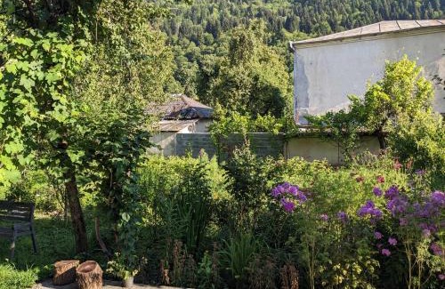 Lentekhi Maison | Guesthouse Mtvarisa