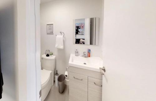 Sandy Hill Lit Et Petit-Déjeuner | Bachelor apartment in downtown