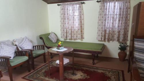 Sea View Ward Maison | George Brooks Homestay