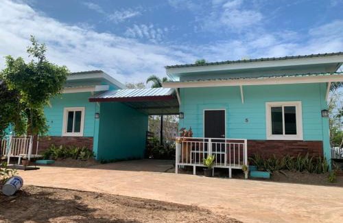 Sakon Nakhon Chalet De Ski | ที่พักสกลนครกรีนเฮ้าส์รีสอร์ท