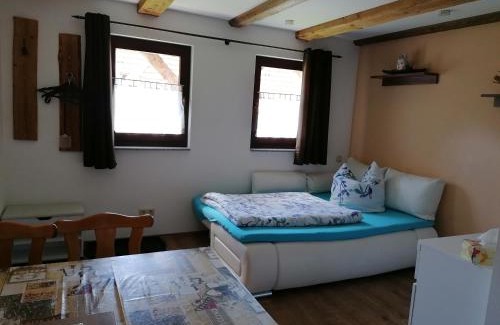 Neuscheidenbach Appartement | Ferienwohnung Max
