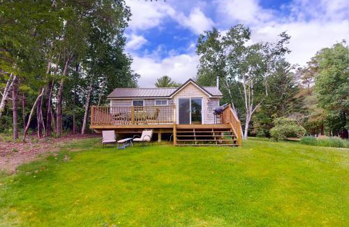 Belfast Maison | Swanville Serenity