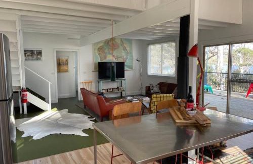 Apollo Bay Maison | Bruny Island, Secluded Waterfront on 5 acres