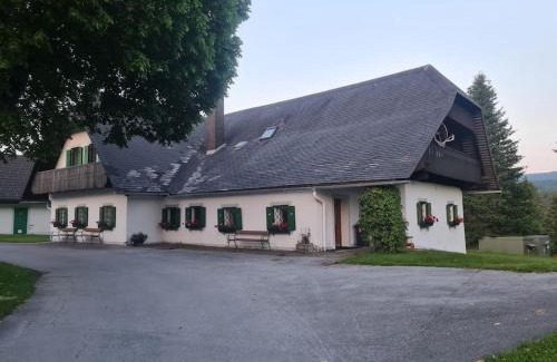 Modriach Appartement | Uriges Landgasthaus in Modriach