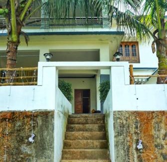 Vayittiri Cabine | November Home
