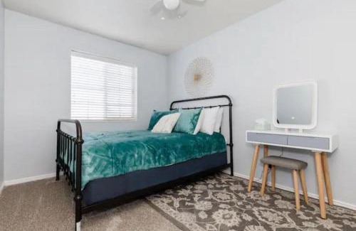 Logan Appartement | 3 Bed, 1.5 bath Townhouse Close to USU & Main Street