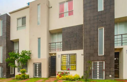 Centro Maison | HostPal Casa Real Santa Fe