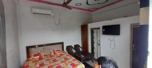 Etawah Hôtel | POP Anubhavrooms