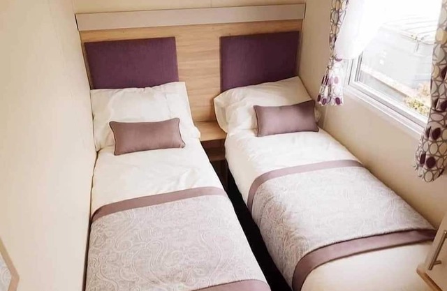 Lovely 4-Bed Lodge in Great Yarmouth