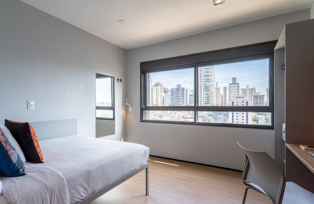 Studio w/ workspace next to Allianz Parque and PUC