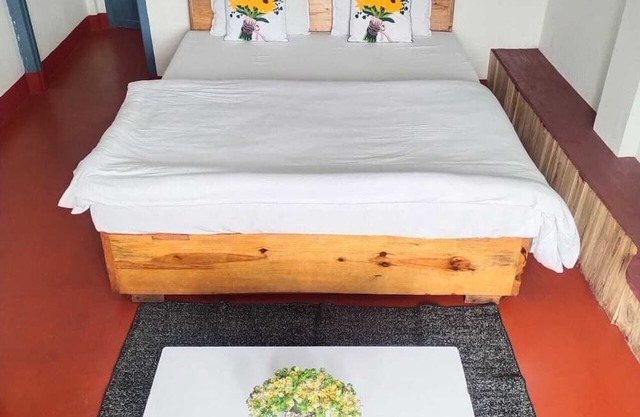 New Shilong Guest house Travellers Point