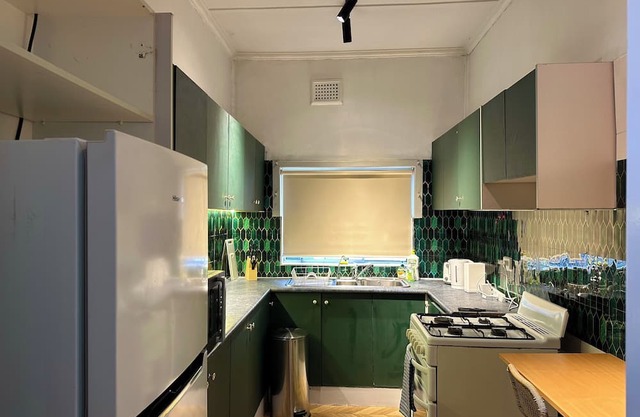 Modern Vintage Single & King size Rooms