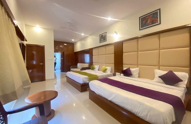 New Crown Plaza