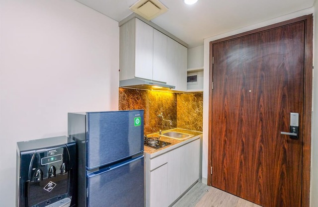 Homey And Restful Studio Lrt City Bekasi Apartment