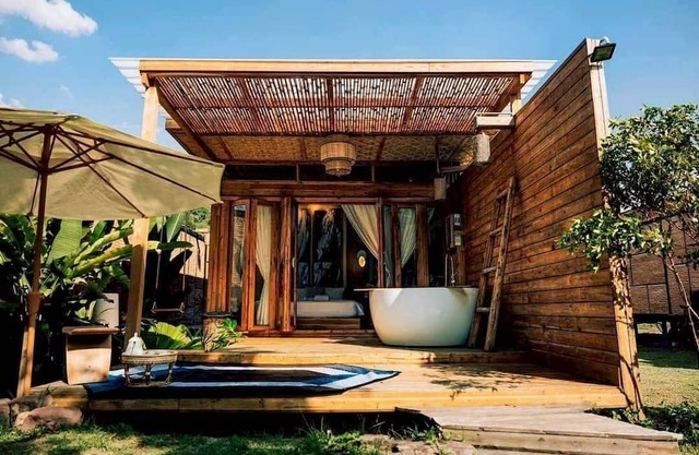 Lomhaijai Homestay