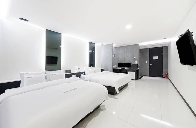 YEONGJU SPA TOURIST HOTEL