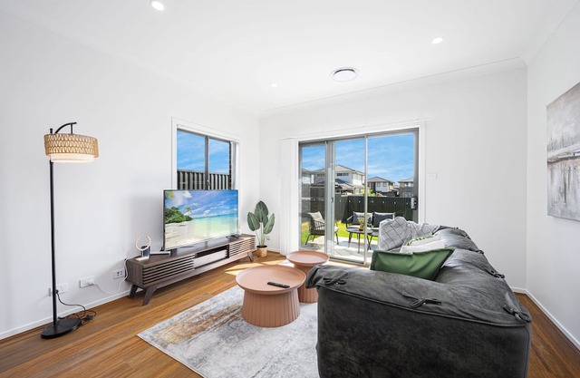 Austral Mordern House 10ppln