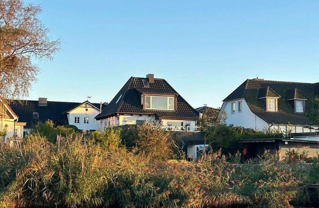 Ferienhaus mit Traumhaften Schleiblick Über Schleswig mit Wasserzugang