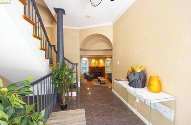 Elegant Magnolia 3BR Luxury Family Retreat