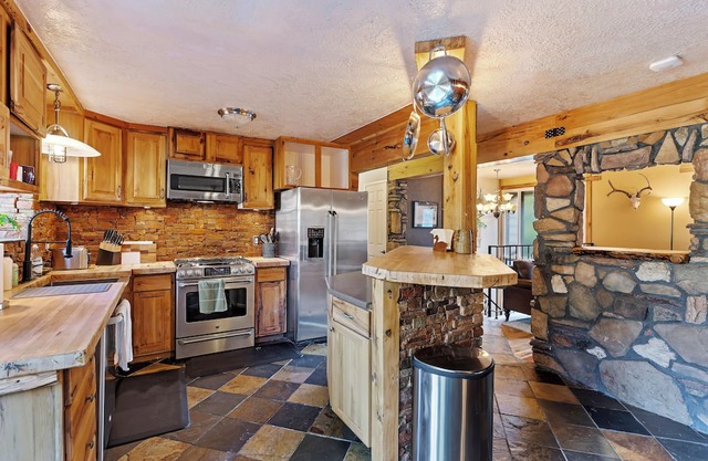 Unique House at the Mouth of Ogden Canyon with River Access and Great Views
