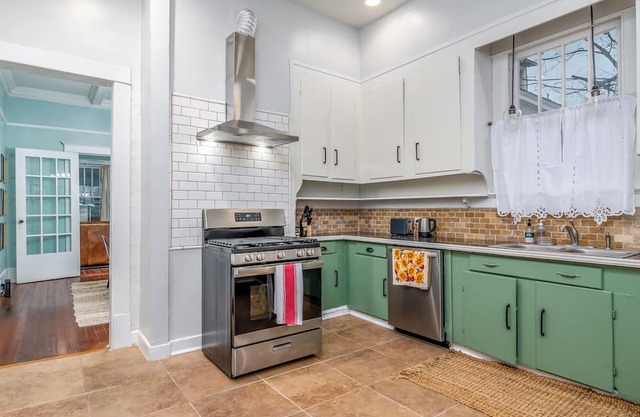 Mil TDY Per-Diem Match! Pet-Friendly; Entire House
