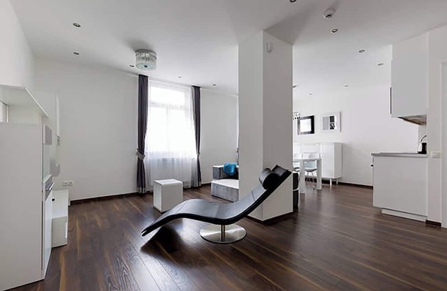 Cozy 2-bedroom apartment with WiFi, AC in charming Budapest