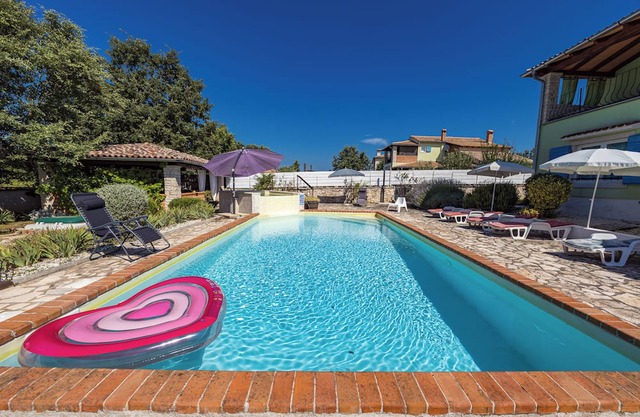Villa Una Ira Relax - Four Bedroom Villa, Sleeps 8