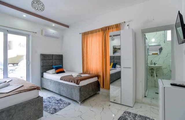 Studio Flat w Balcony 6 min to Beach in Montenegro