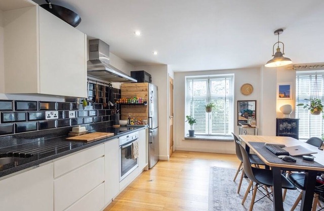 Stylish Apartment, Double Bedroom, Fully Equipped