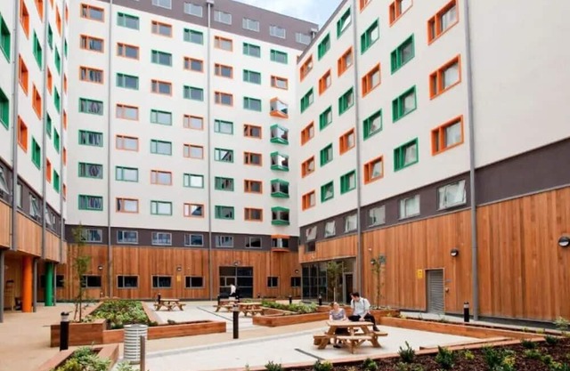 Cozy & Budget - Accommodation in London - Students Only