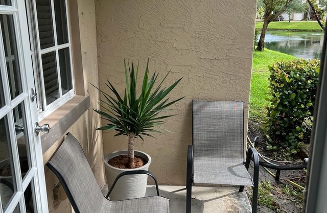 Private Double Bedroom Near Beach