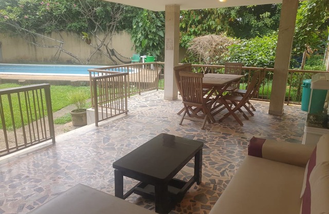 4 bedroom villa with garden pool, all services included