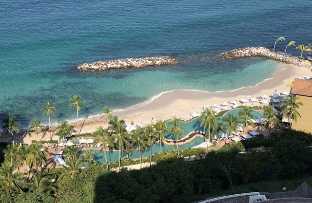 Garza Blanca: The Grand Penthouse Suite. New Years