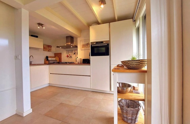 Holiday home Buitenplaats Burgh-Haamstede!